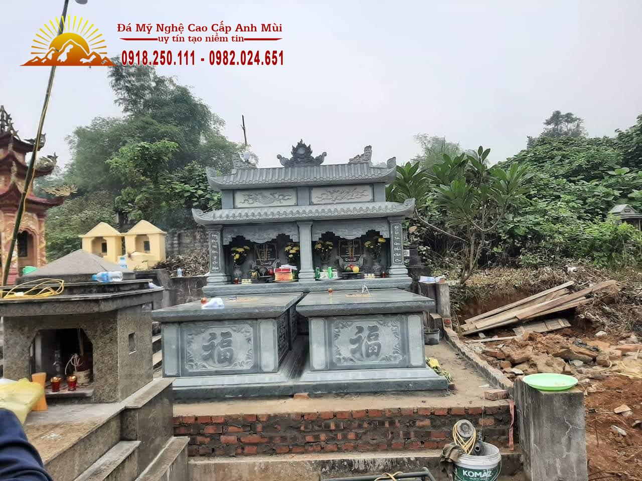 Mộ Đôi Mộ Đôi