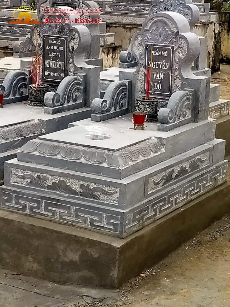 MỘ TAM CẤP MỘ TAM CẤP