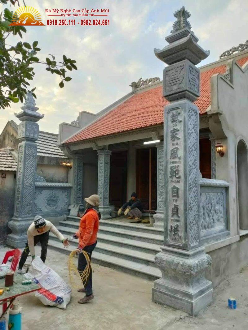 Nhà Thờ Đá