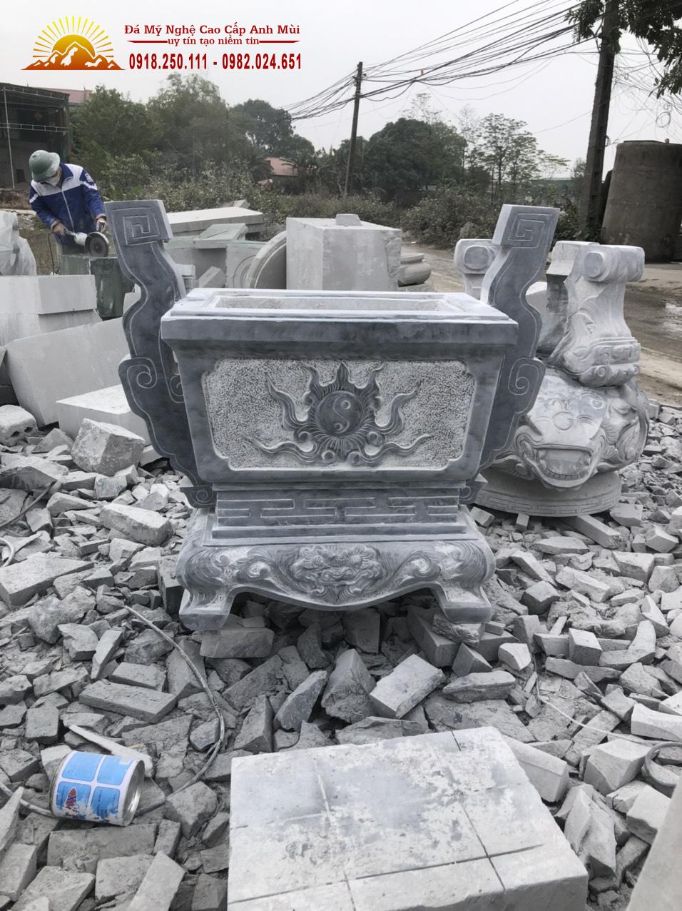 LƯ HƯƠNG LƯ HƯƠNG