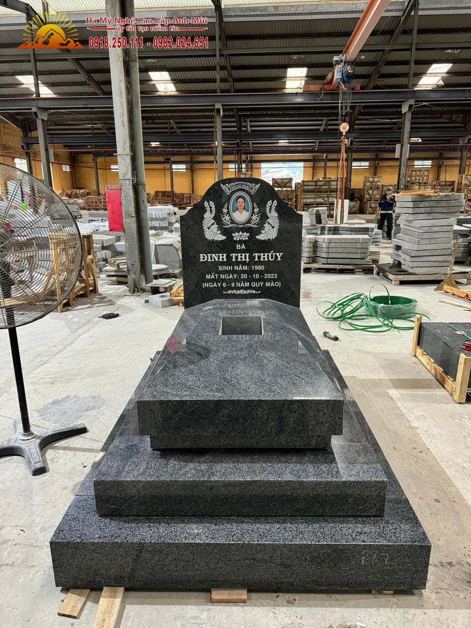 MỘ ĐÁ GRANITE MỘ ĐÁ GRANITE